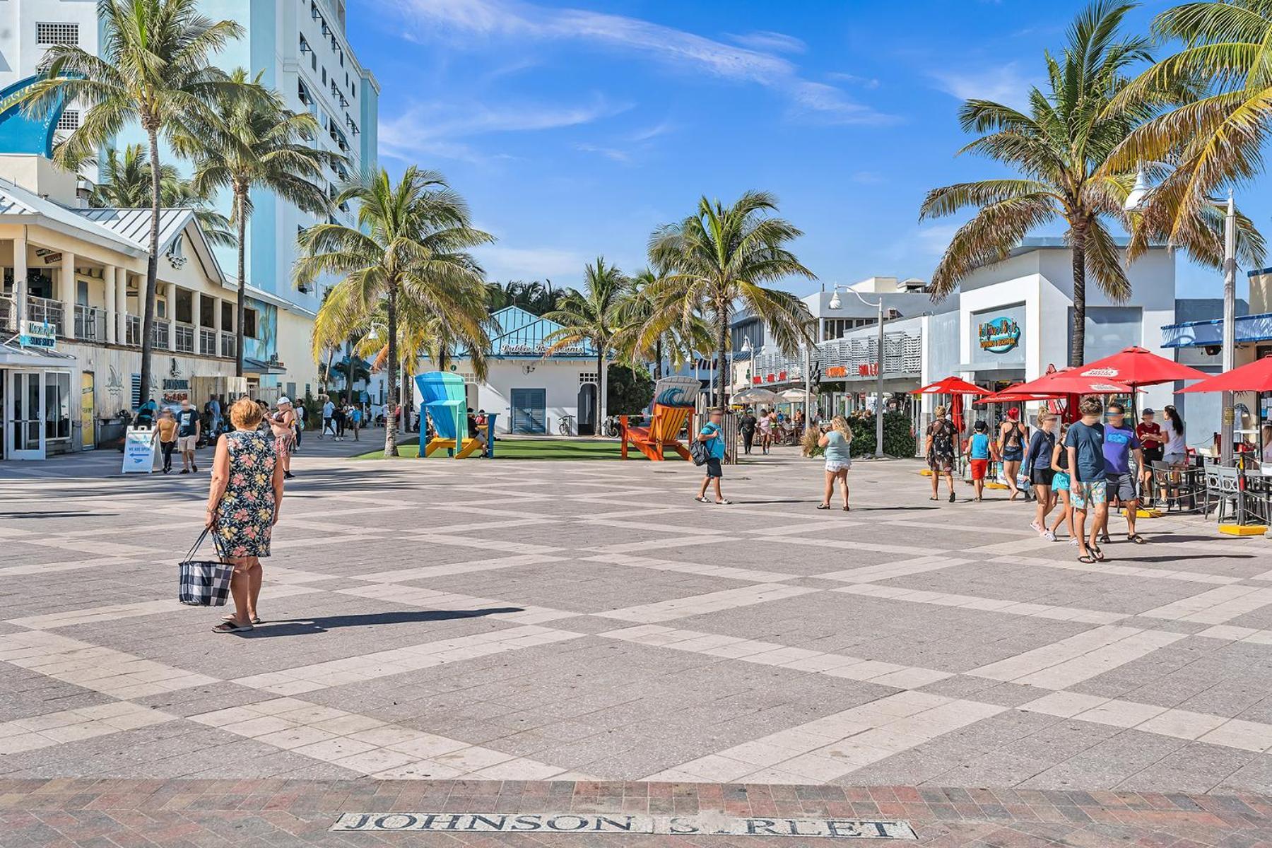 Beachfront & Pool Near Marriott Hollywood Beach Exterior photo