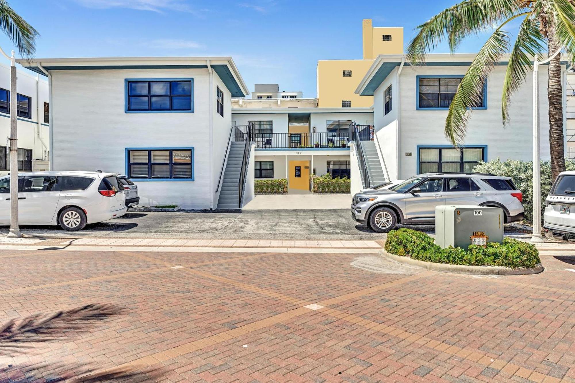 Beachfront & Pool Near Marriott Hollywood Beach Exterior photo